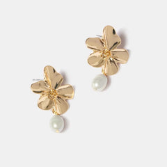 Camilla Flower Freshwater Pearl Earrings Gold