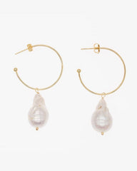 Prue Freshwater Pearl Earrings Gold