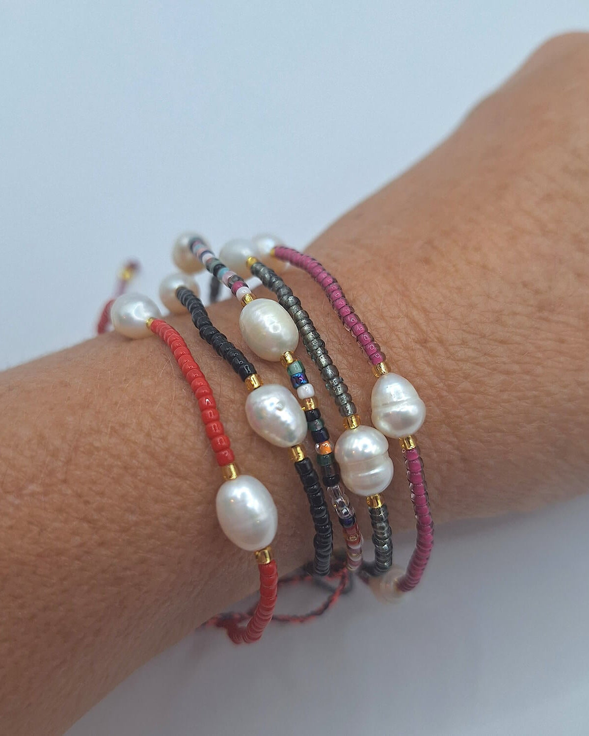 pearl bracelet, expandable bracelet, stackable bracelet, delicate bracelet, glass bead bracelet, colourful bracelet, fun bracelet