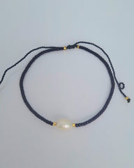 pearl bracelet, expandable bracelet, stackable bracelet, delicate bracelet, glass bead bracelet, colourful bracelet, fun bracelet