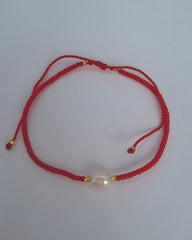pearl bracelet, expandable bracelet, stackable bracelet, delicate bracelet, glass bead bracelet, colourful bracelet, fun bracelet