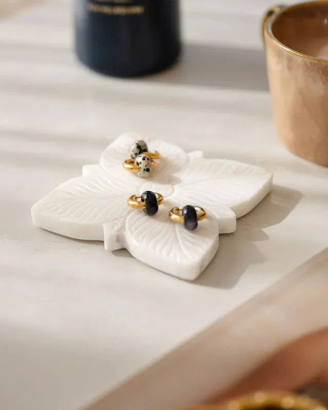 18k gold-plated stainless steel, Tarnish-free, Waterproof, Suitable for sensitive skin, gold earrings, retro earrings, vintage charm, classic earrings, beautiful earrings, timeless earrings, hoop earrings, charm earrings, blue/black earring