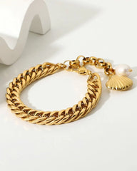18k gold-plated stainless steel, Tarnish-free, Waterproof, Suitable for sensitive skin, gold bracelet, retro bracelet, vintage charm, classic bracelet, beautiful bracelet, timeless bracelet,  bracelet with shell charm, bracelet with pearl cham