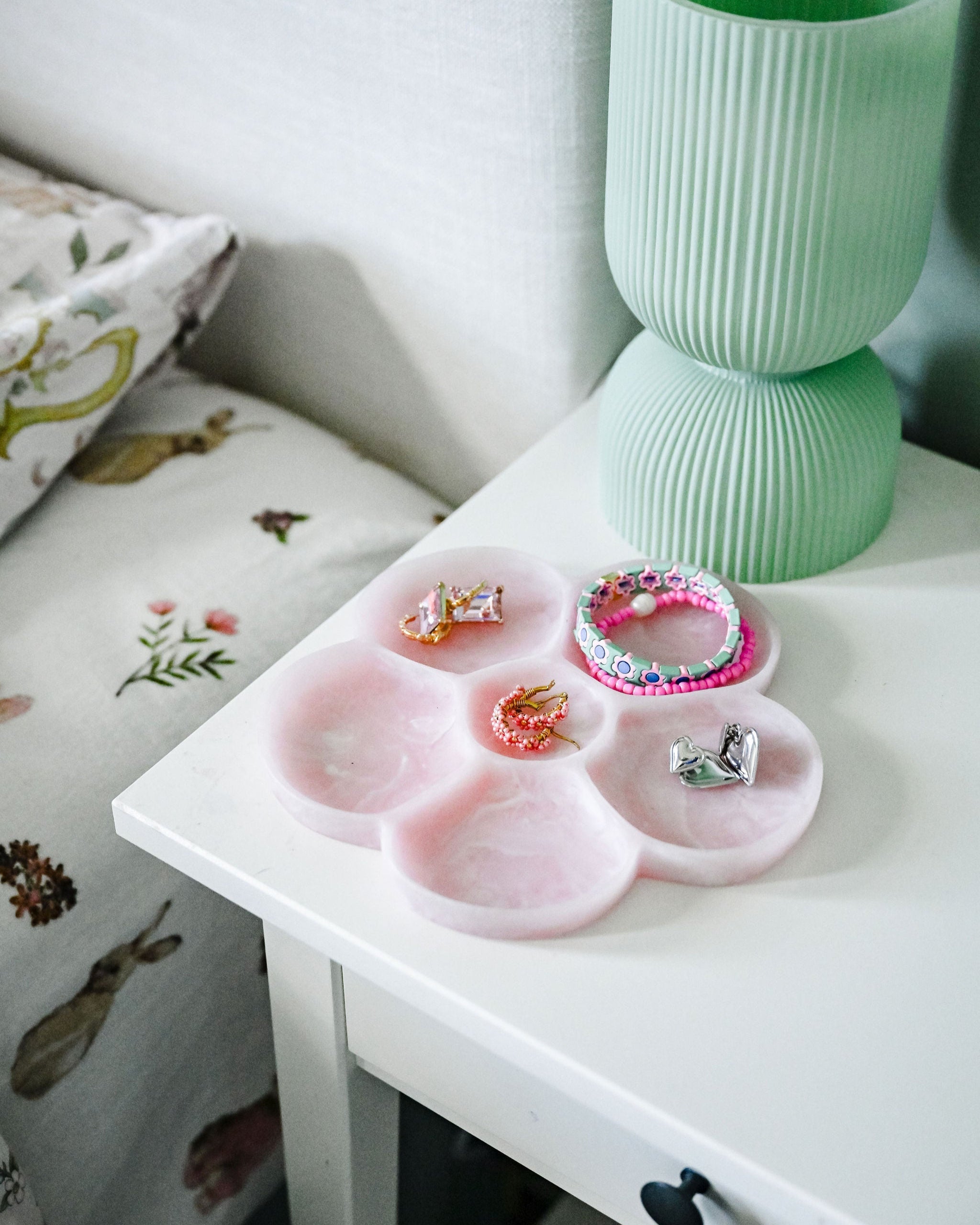 flower shaped tray, flower shaped jewelry tray, pretty jewelry tray, bedside jewelry tray, pink flower tray