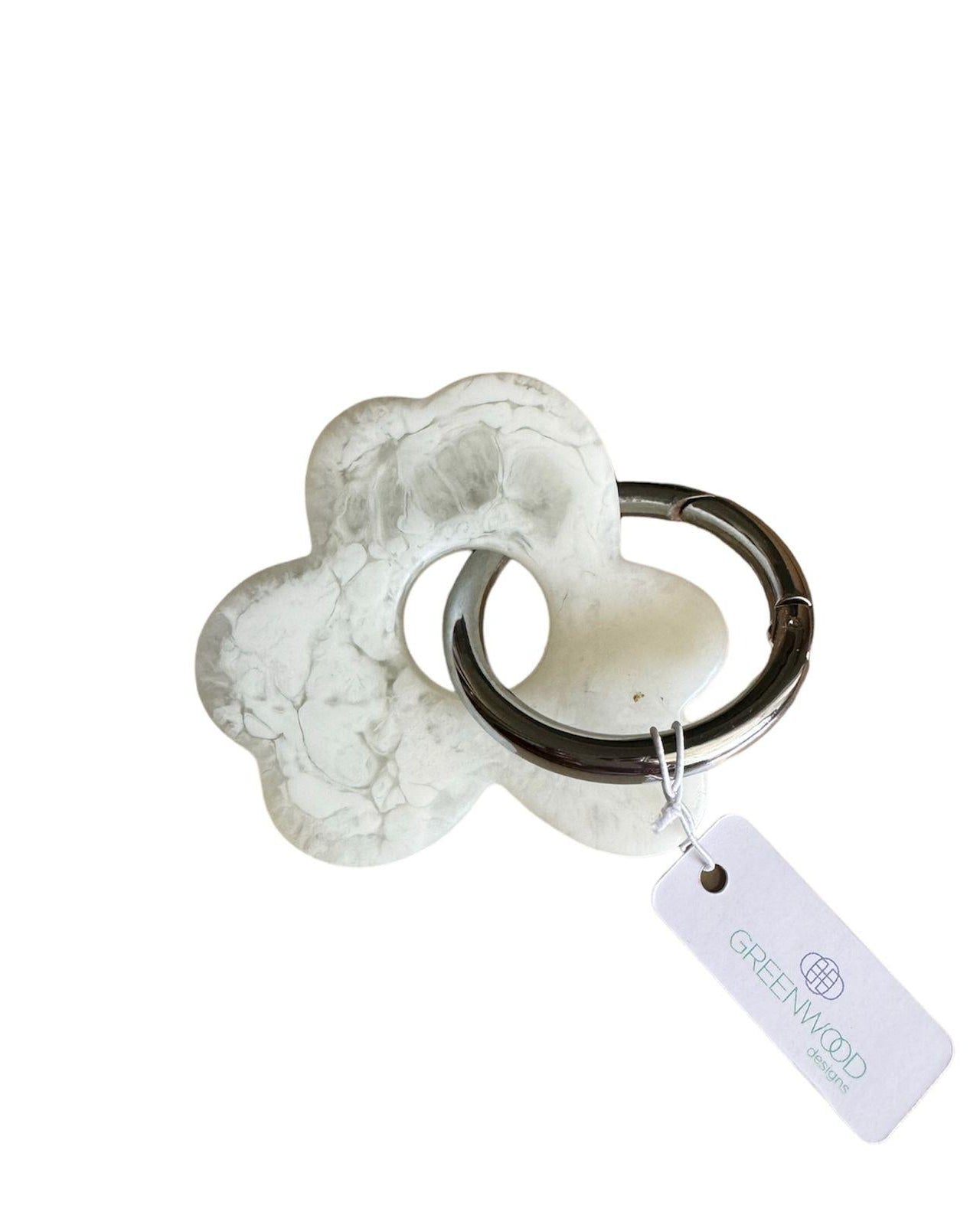 Flower Keyring, Pretty Keyring, Feminine Keyring, Chunky Keyring, Resin Keyring, White Keyring