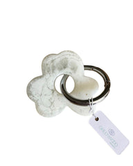 Flower Keyring, Pretty Keyring, Feminine Keyring, Chunky Keyring, Resin Keyring, White Keyring