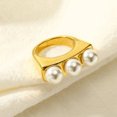 Pearl Ring