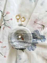 Livy Freshwater Pearl Earring Gold