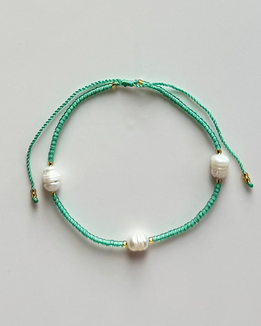 pearl bracelet, expandable bracelet, stackable bracelet, delicate bracelet, glass bead bracelet, colourful bracelet, fun bracelet