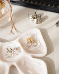 18k gold-plated stainless steel, Tarnish-free, Waterproof, Suitable for sensitive skin, gold earrings, retro earrings, vintage charm, classic earrings, beautiful earrings, timeless earrings, stud earrings, mixed metal earrings