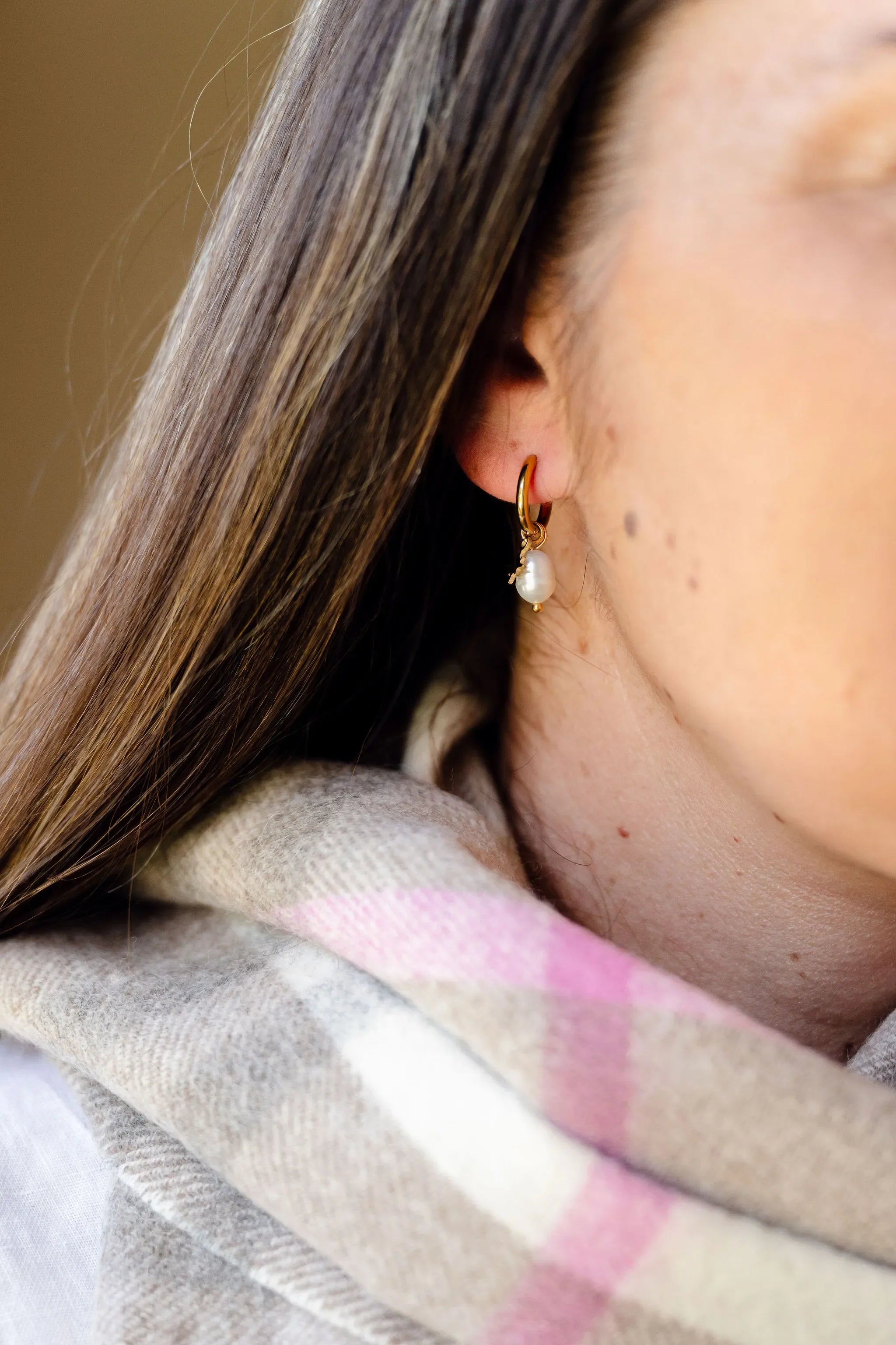 pearl earring, hoop earring, teen girl earring, pearl and star earring, fun earring