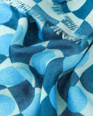 Frankie Geo in Blue Autumn/Winter Scarf