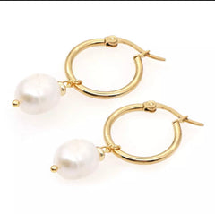 Josie Freshwater Pearl Earrings Gold
